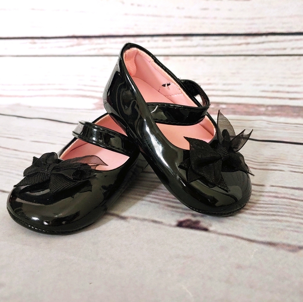 Baby's dress shoes